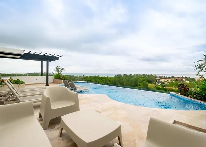 Chic Studio, Oceanview Roof Pool, Balcony, Gym
