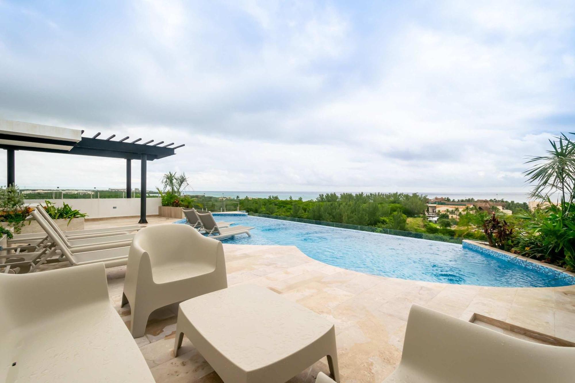 Сasa de vacaciones Chic Studio, Oceanview Roof Pool, Balcony, Gym *